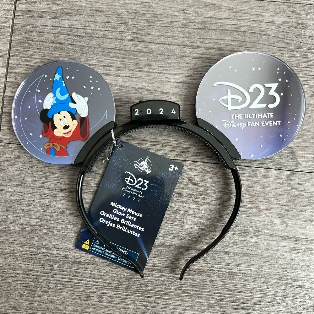 NWT Disney D23 Fan Expo Light Up Mickey Ears 2024